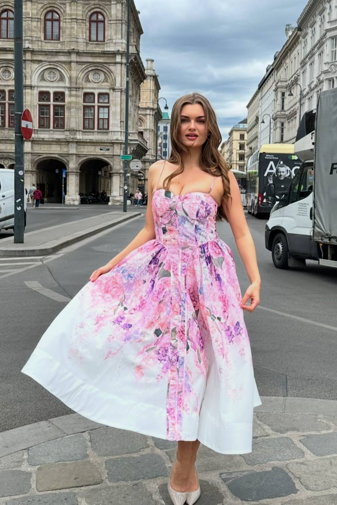 Florales Corsagenkleid – Studio Muse