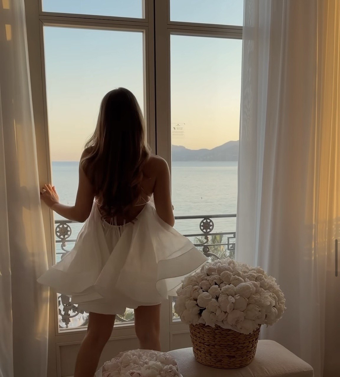 The Capri White Dress