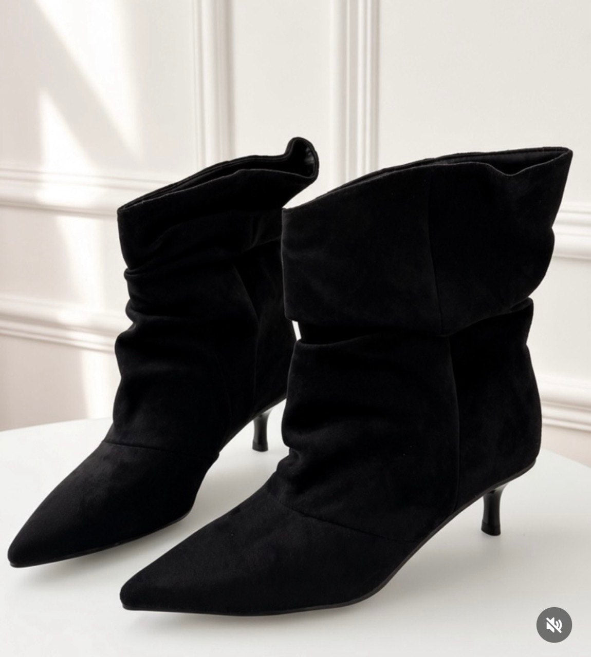 AVA Velours-Stiefeletten