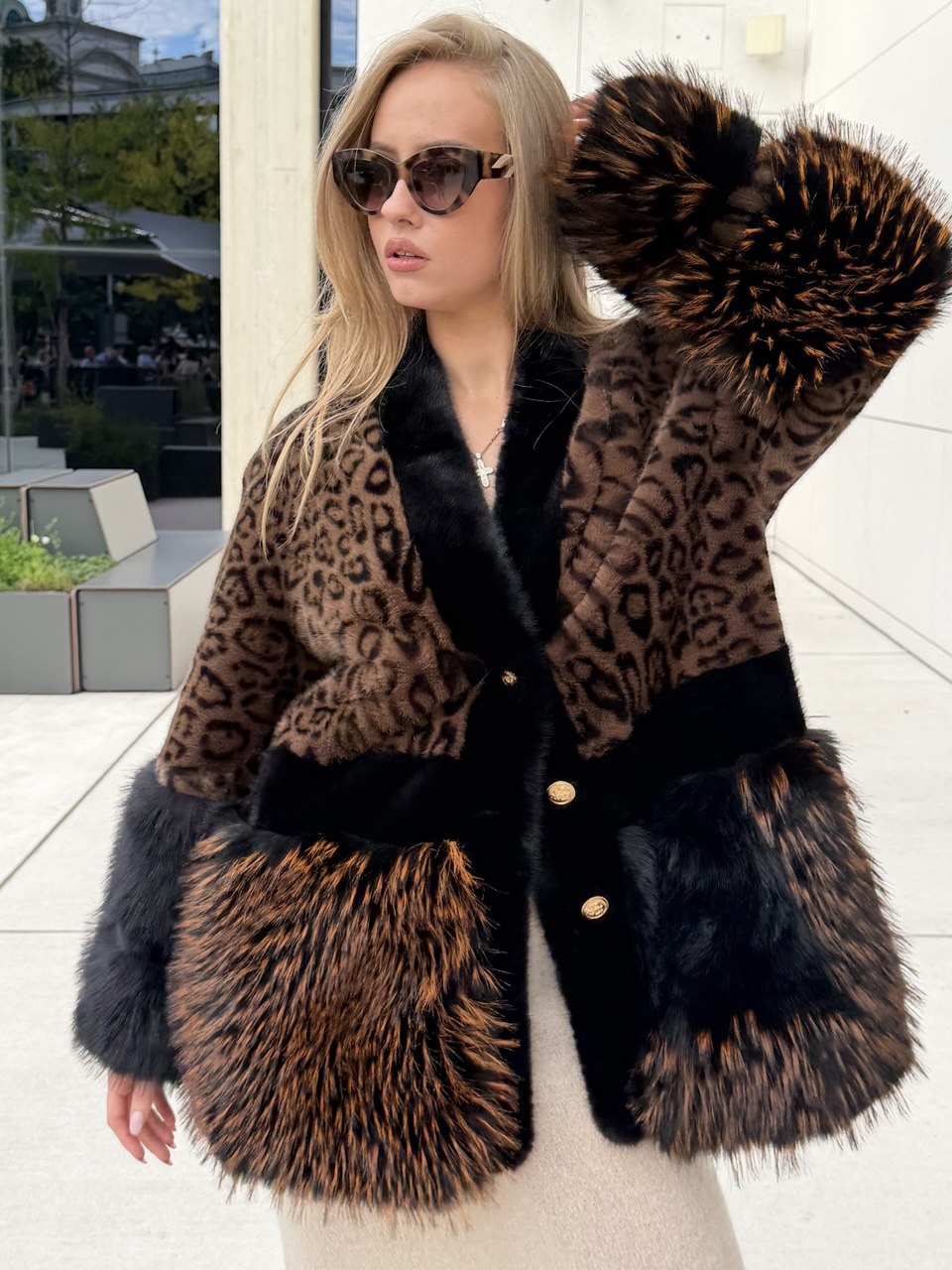 RIVOLI – Statement-Jacke in Felloptik