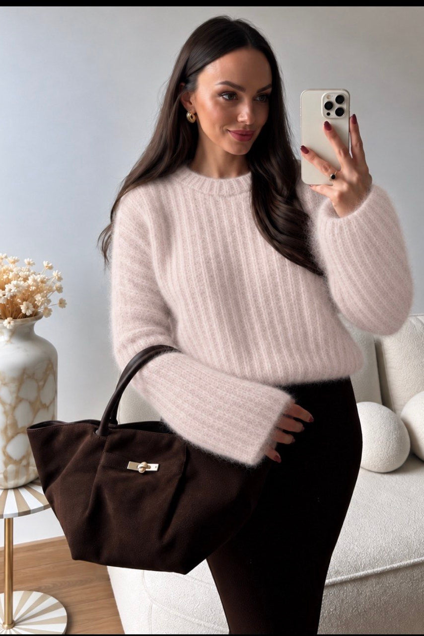 CÉLINE – Cozy-Pullover